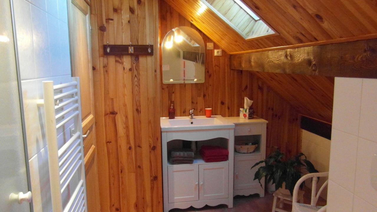 Au Vieux Tilleul Bed & Breakfast Veynes Екстериор снимка