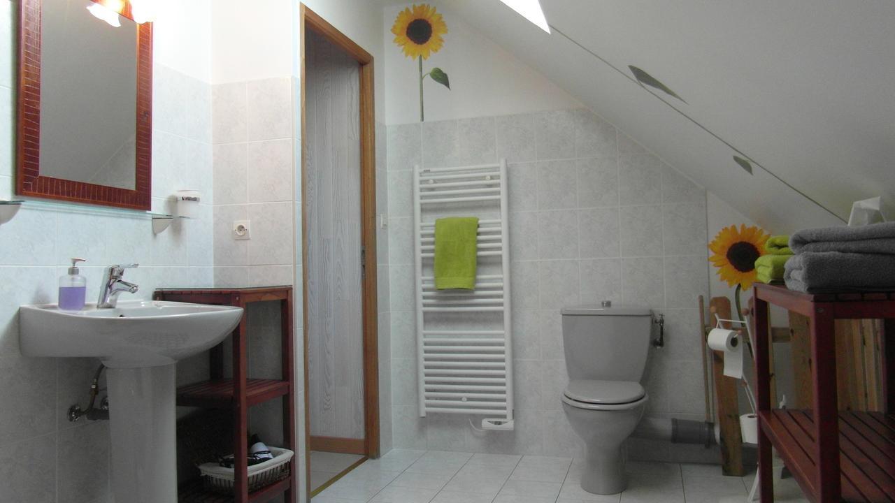 Au Vieux Tilleul Bed & Breakfast Veynes Екстериор снимка
